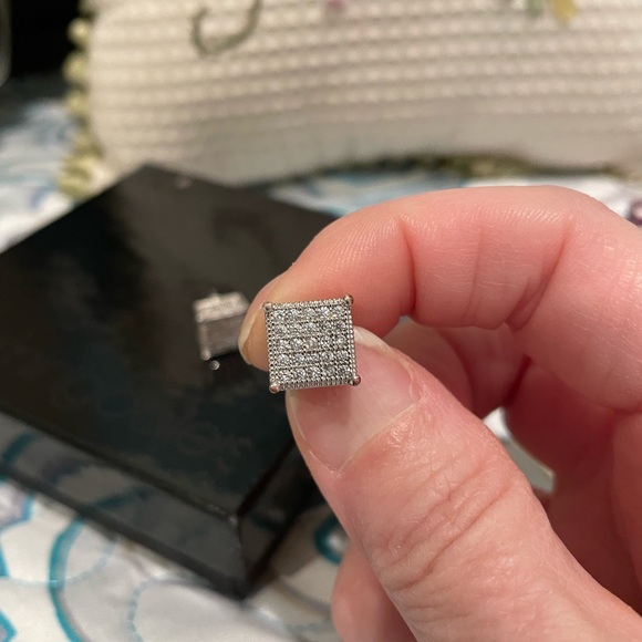 Swarovski Crystal Pave Square SilverEarrings NWOT - Picture 3 of 5